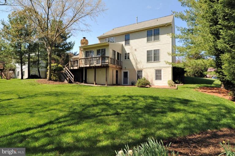 2677 Thornbrook Road Ellicott City, MD 21042 - Photo 24 of 24 Exterior (Rear)