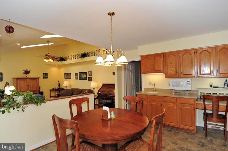 2677 Thornbrook Road Ellicott City, MD 21042 - Photo 9 of 24 Breakfast Area