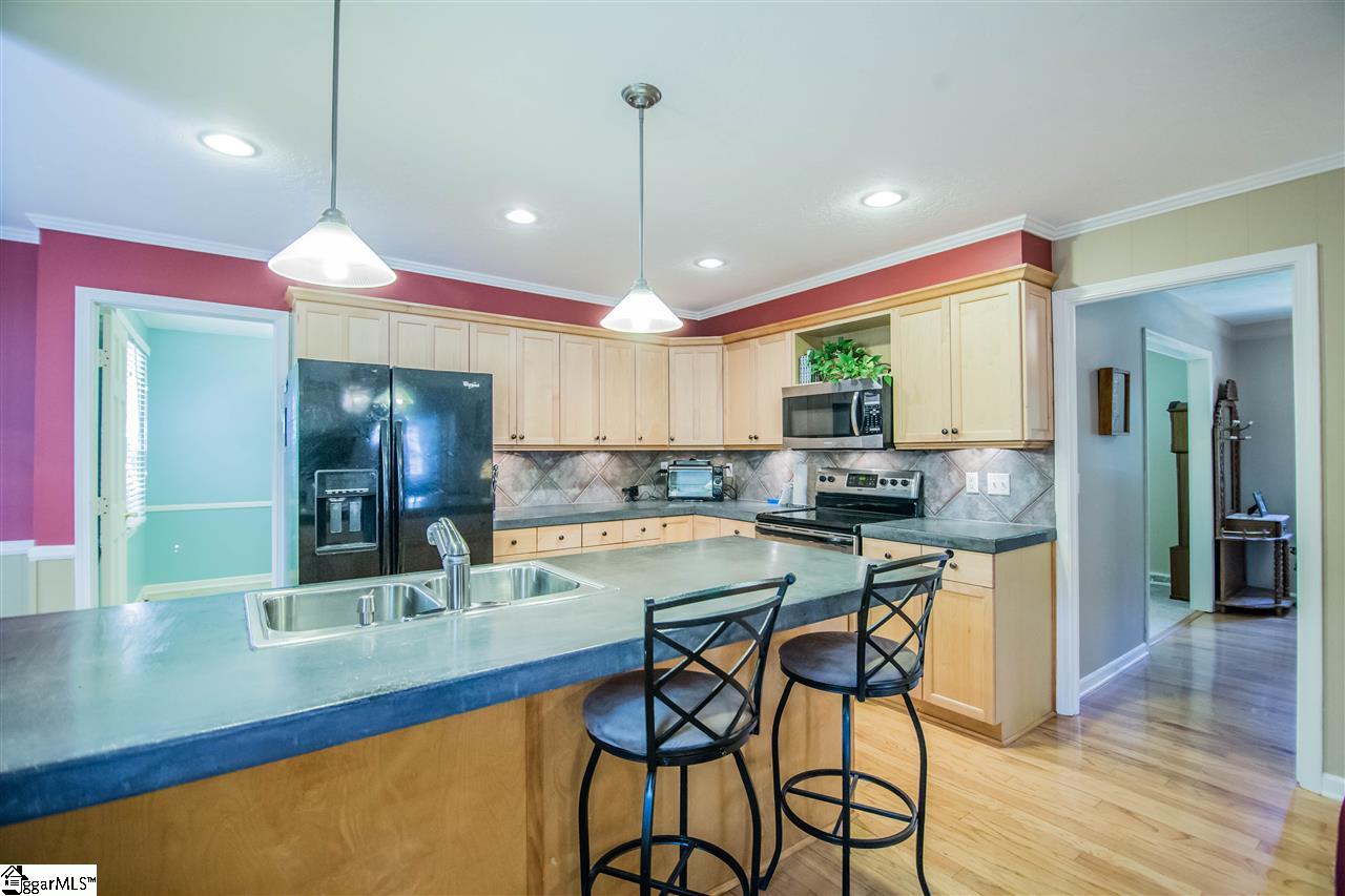 14 Lynchester Road Greenville, SC 29615 - Photo 13 of 35 Gallery Image 13