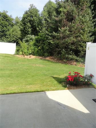 15 Maple Brook, Unit 15 Rutland, MA 01543 - Photo 18 of 19