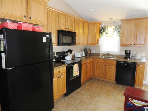 15 Maple Brook, Unit 15 Rutland, MA 01543 - Photo 3 of 19