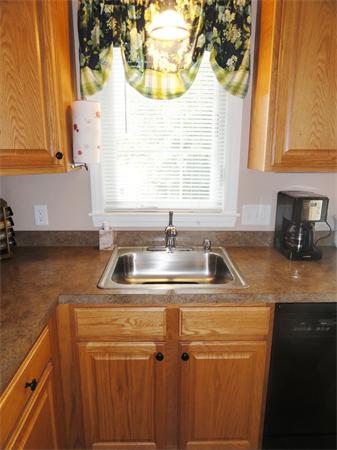 15 Maple Brook, Unit 15 Rutland, MA 01543 - Photo 4 of 19