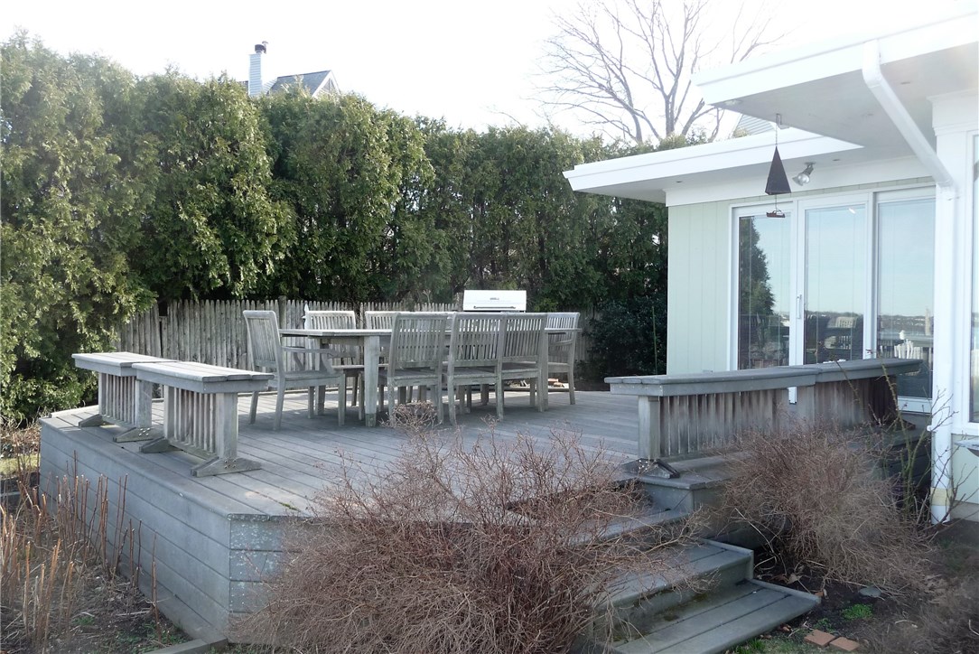 38 Selkirk Road Cranston, RI 02905 - Photo 34 of 37 Gallery Image 34