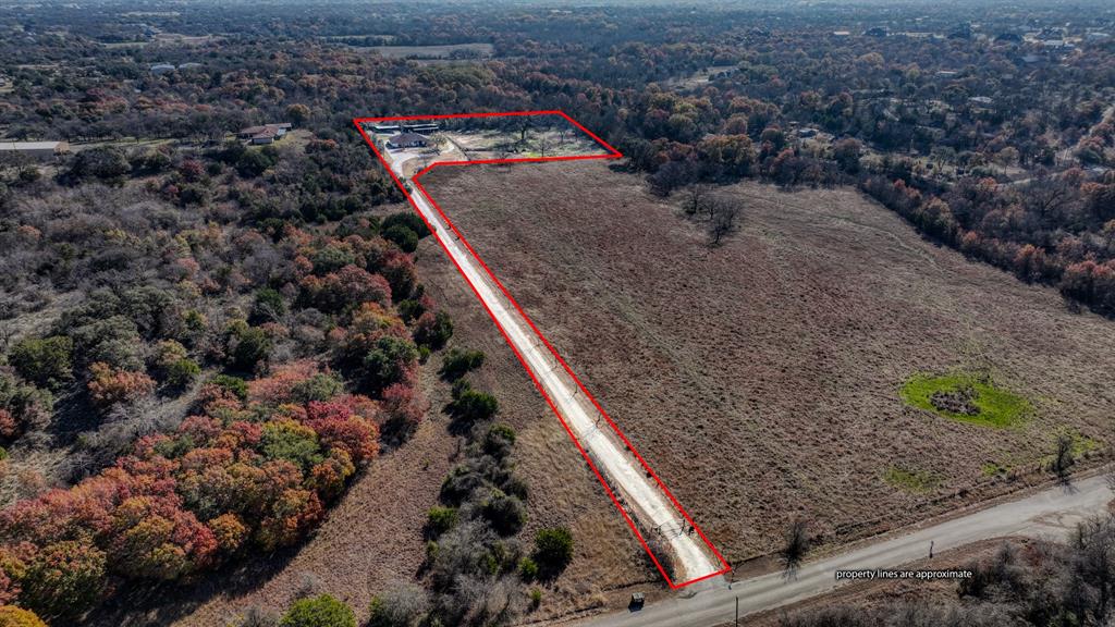 351 Don Propp Road Azle, TX 76020 - Photo 3 of 36