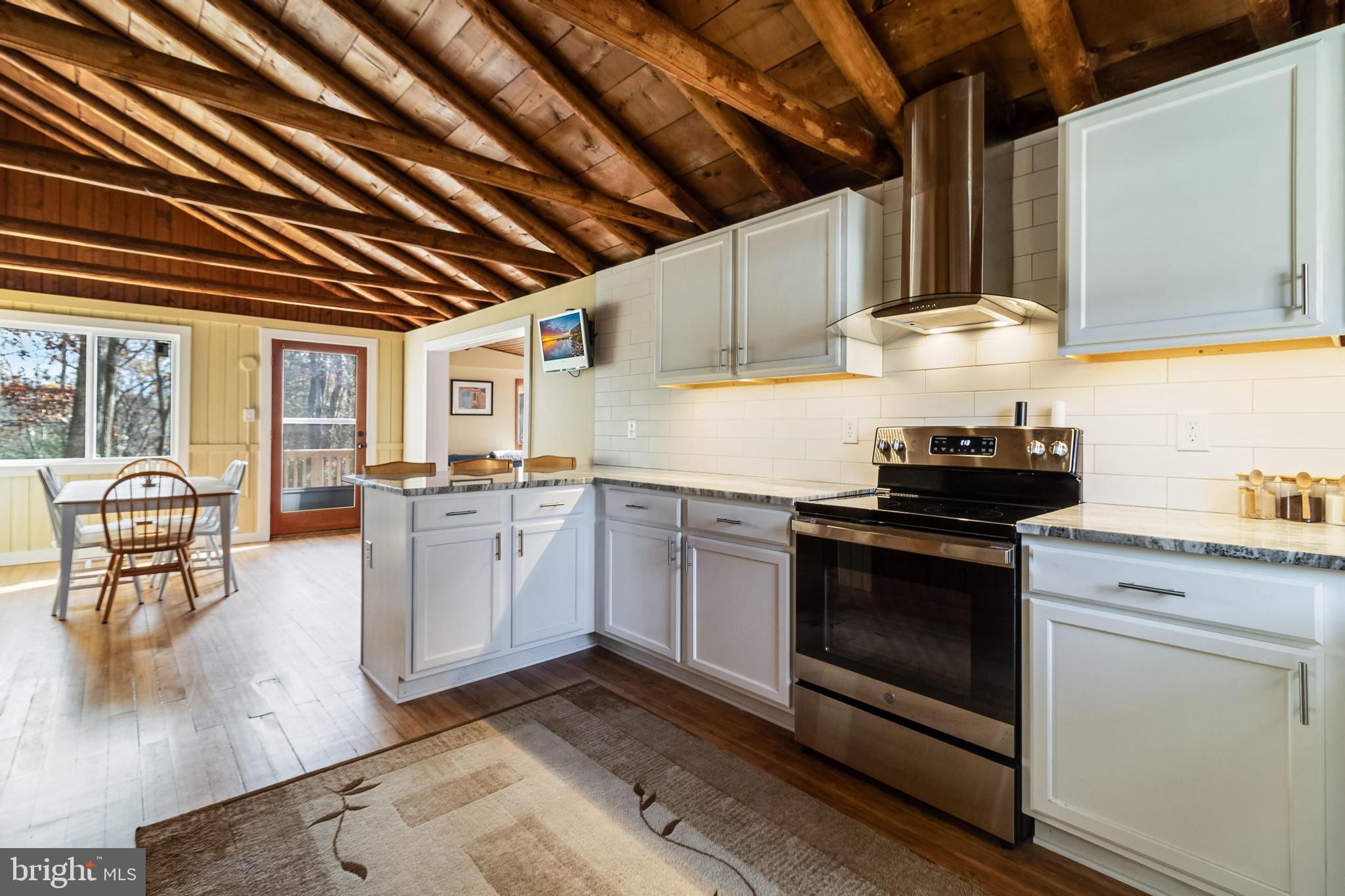 970 Eagle Point Lusby, MD 20657 - Photo 2 of 26 Tons of work space on the expansive countertops.