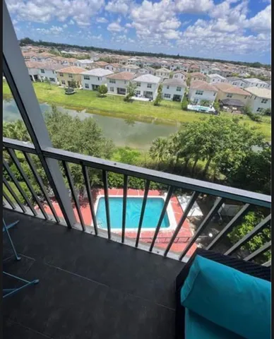 $2,200 | 1101 Crystal Lake Drive, Unit 609, Deerfield Beach, FL 33064