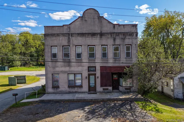 $700,000 | 9 Mongaup Road, Hurleyville, NY 12747