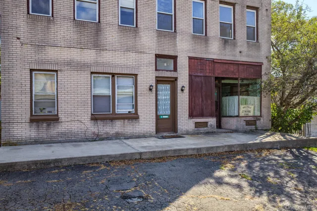 $700,000 | 9 Mongaup Road, Hurleyville, NY 12747