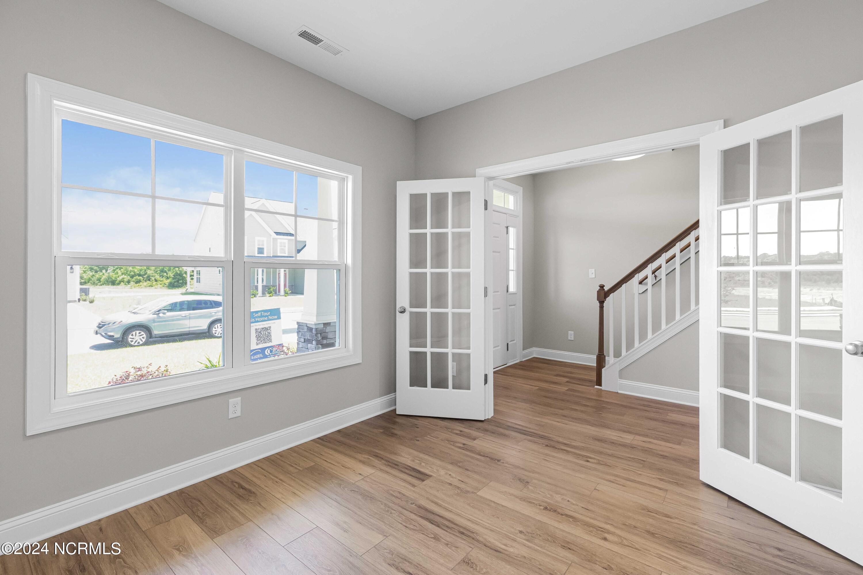 228 Clear View School Road Jacksonville, NC 28540 - Photo 15 of 55 Flexible Space!