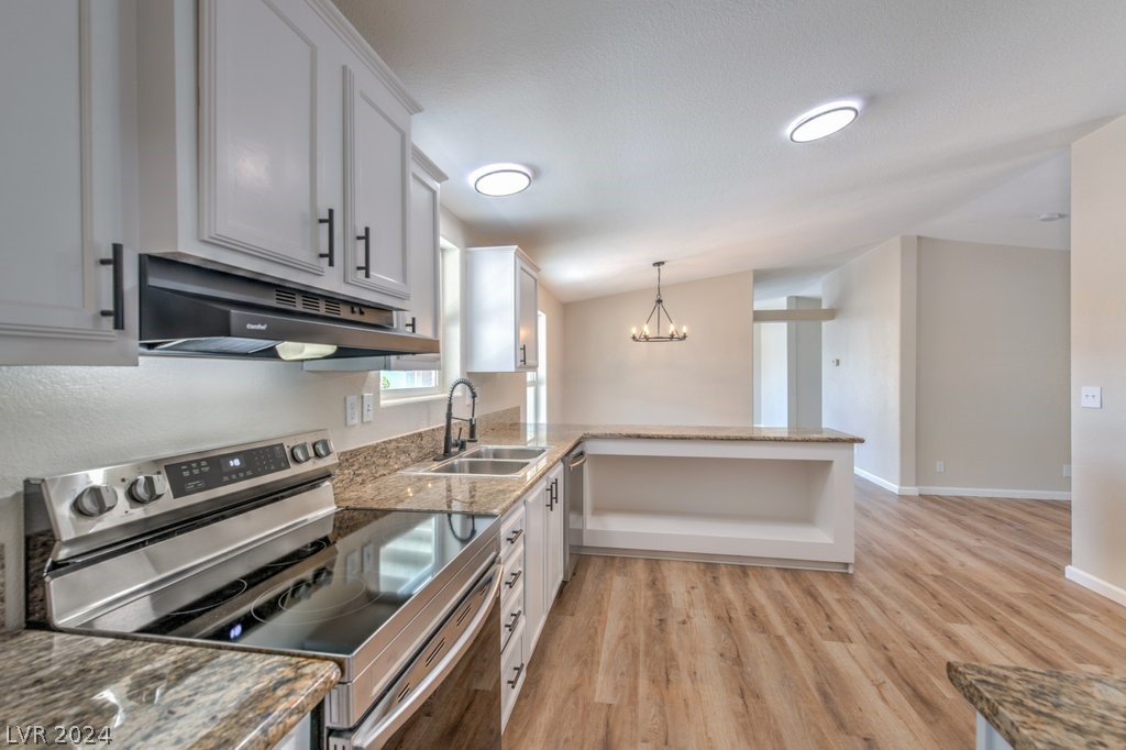 50 Old Mine Road Pahrump, NV 89048 - Photo 23 of 49 Kitchen