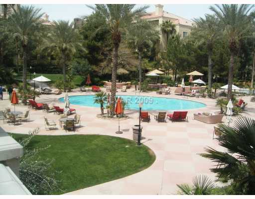 270 East Flamingo Road, Unit 108 Las Vegas, NV 89169 - Photo 1 of 10 Property Photo.