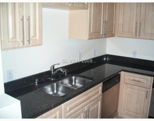 270 East Flamingo Road, Unit 108 Las Vegas, NV 89169 - Photo 3 of 10 Kitchen.