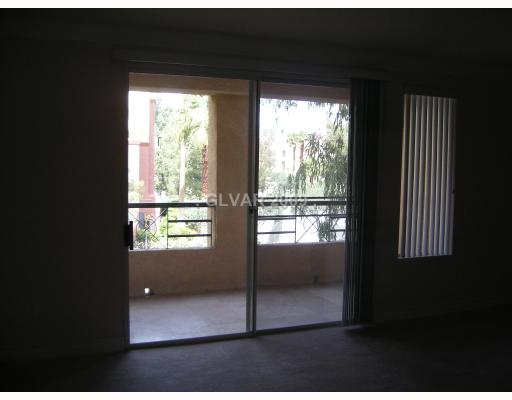 270 East Flamingo Road, Unit 108 Las Vegas, NV 89169 - Photo 4 of 10 Living Room.
