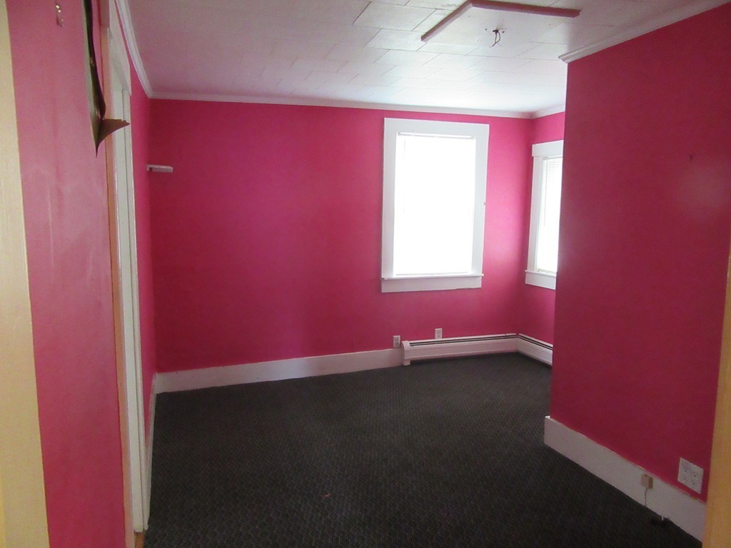 44 Calumet Road Methuen, MA 01844 - Photo 7 of 19 Gallery Image 7