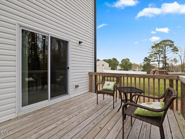 $559,000 | 1237 Huffington Oak Drive, Willow Spring, NC 27592