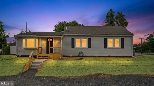 $349,999 | 1 Beacon Road, Middle River, MD 21220