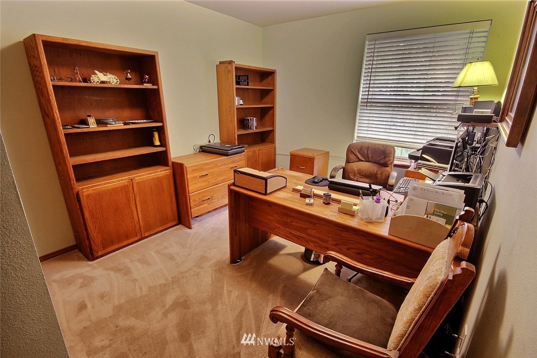 19203 99th Place South Renton, WA 98055 - Photo 15 of 25