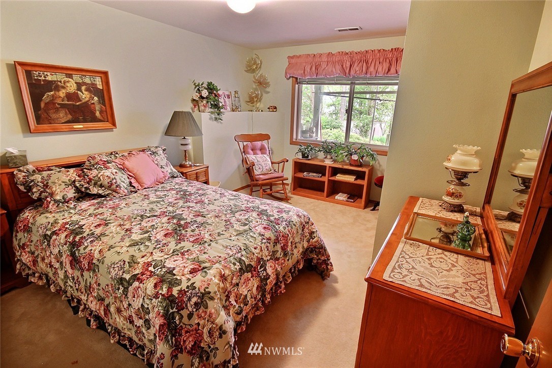 19203 99th Place South Renton, WA 98055 - Photo 20 of 25
