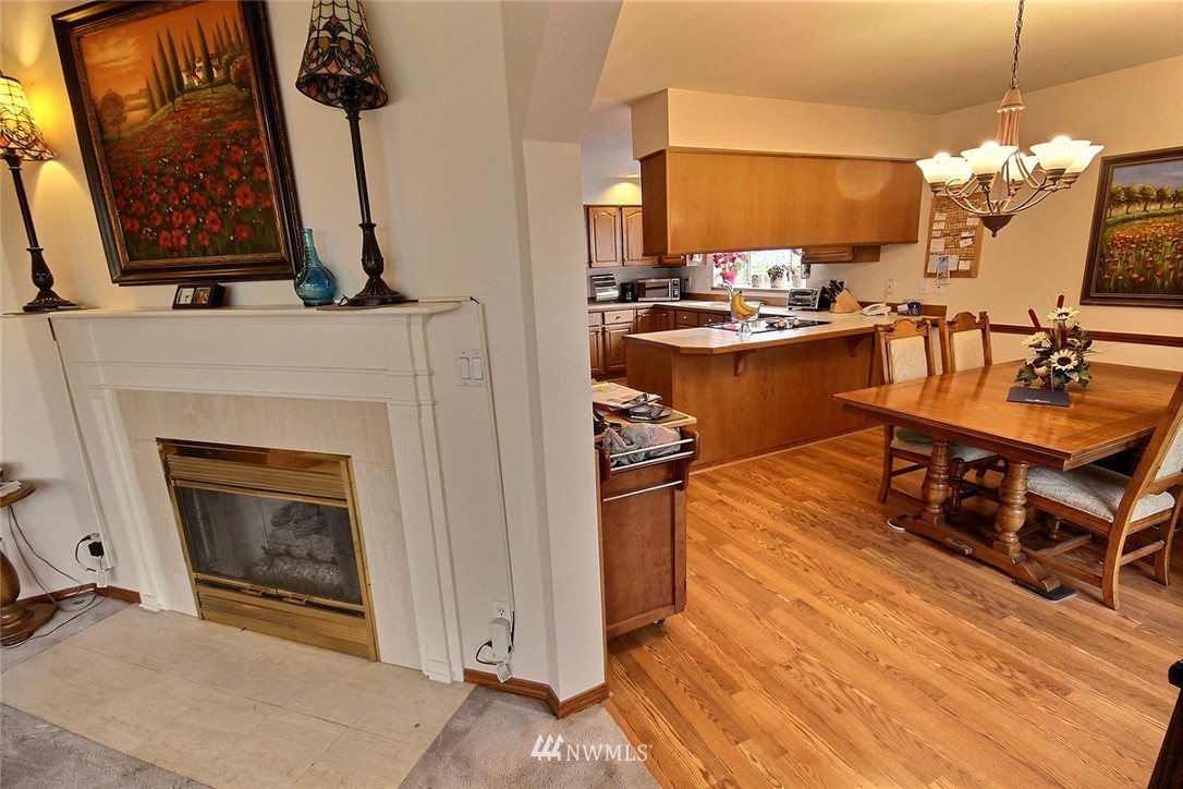 19203 99th Place South Renton, WA 98055 - Photo 4 of 25