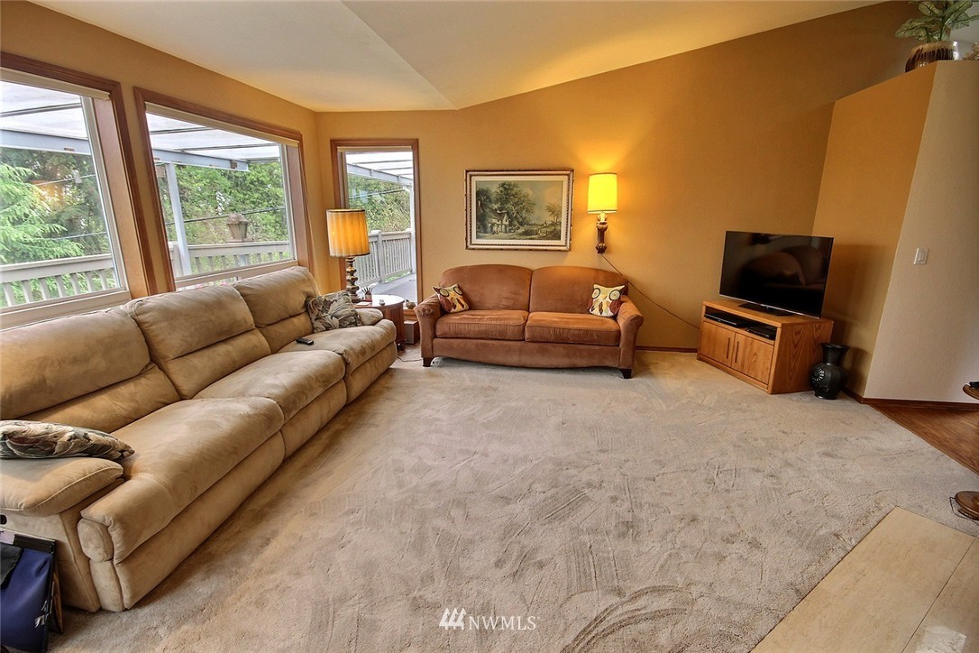 19203 99th Place South Renton, WA 98055 - Photo 6 of 25
