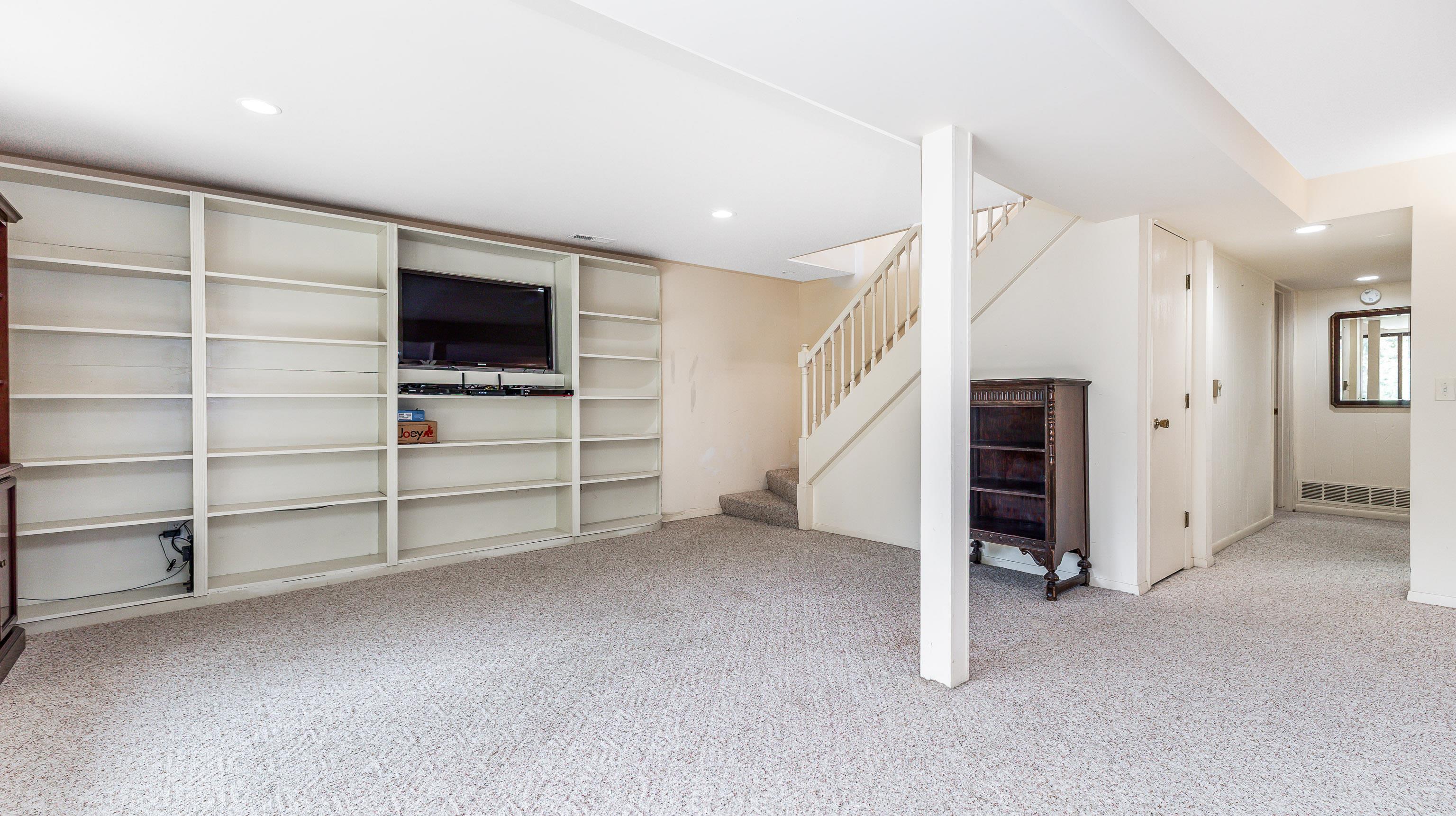 6 Meadow Path Galena, IL 61036 - Photo 4 of 29