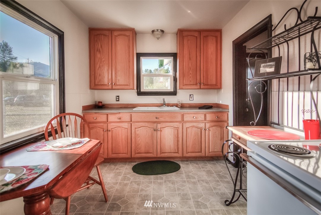 5252 Turkington Road Acme, WA 98220 - Photo 5 of 21 Gallery Image 5