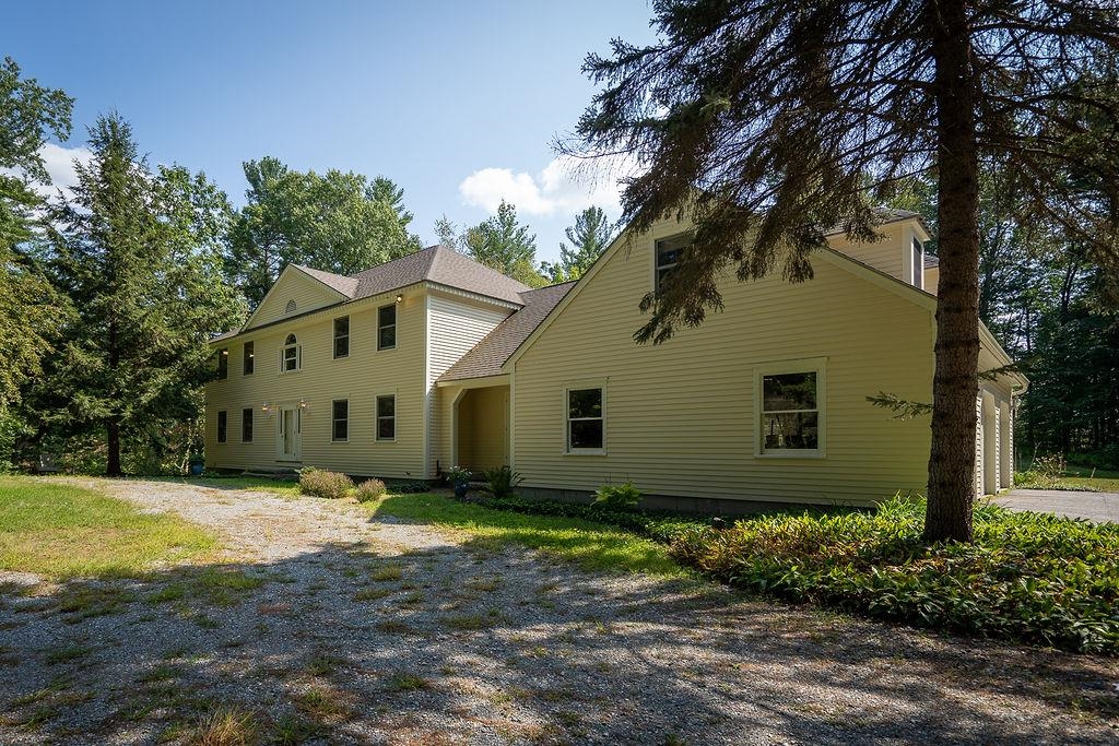 207 Wheeler Road Hollis, NH 03049 - Photo 2 of 40