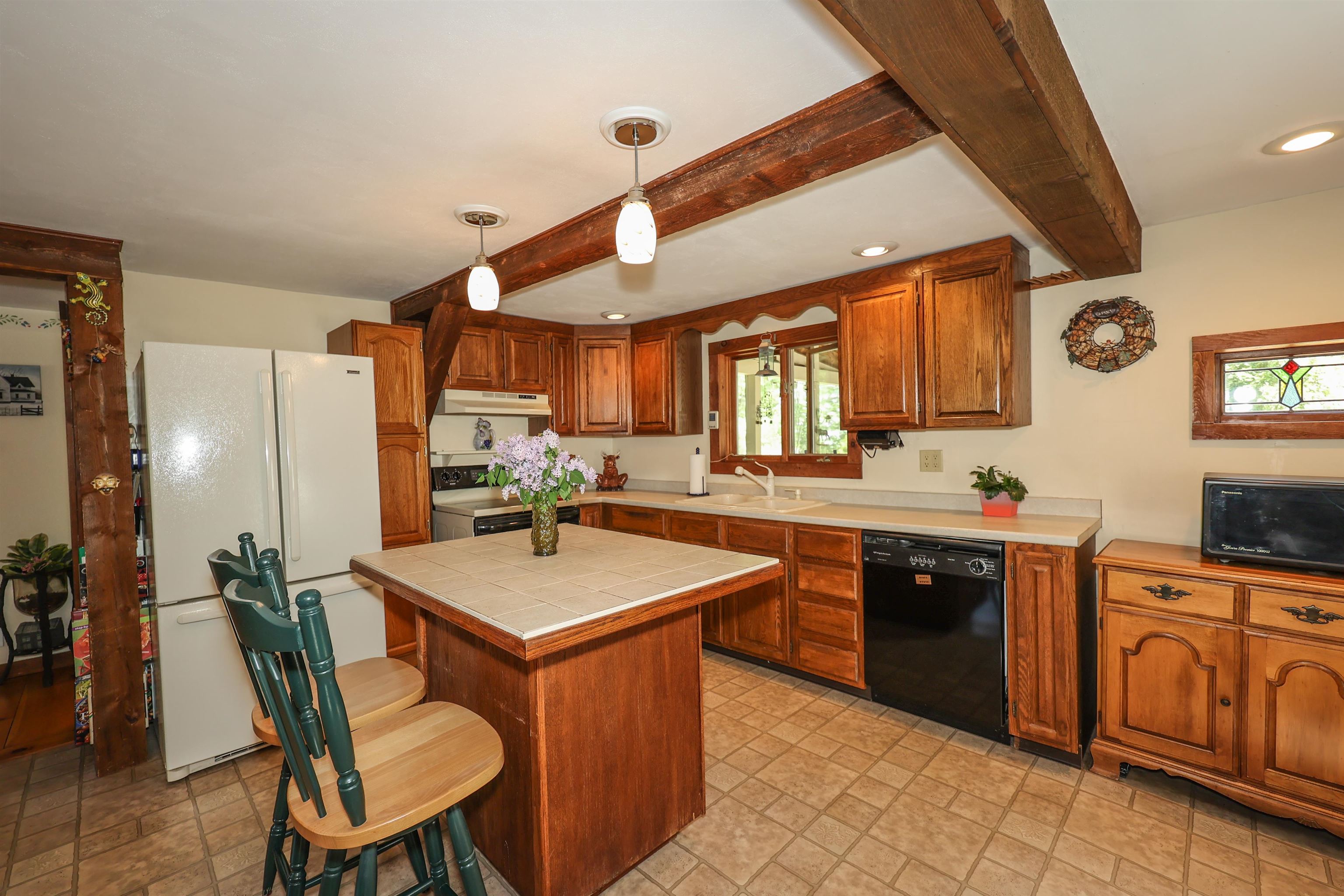 643 4th Range Road Pembroke, NH 03275 - Photo 11 of 40 Gallery Image 11