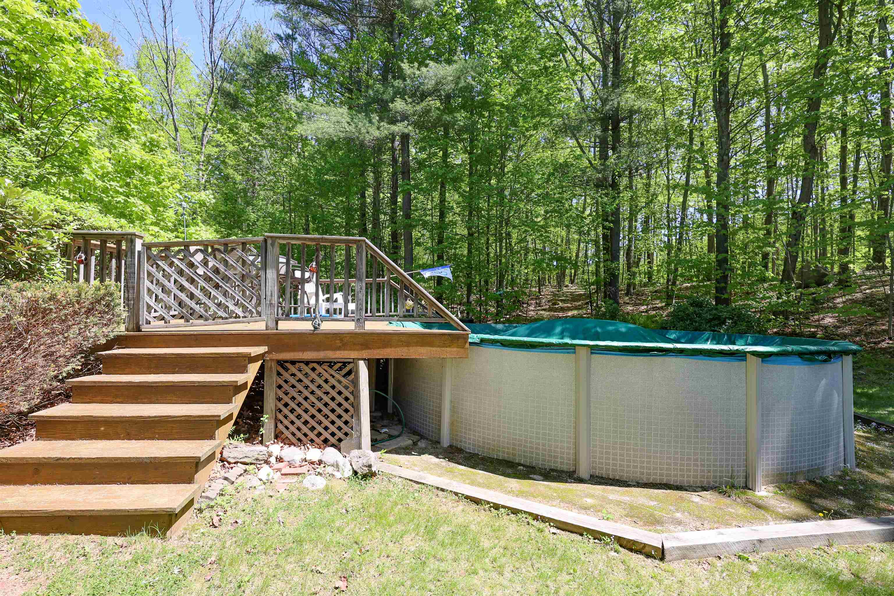 643 4th Range Road Pembroke, NH 03275 - Photo 6 of 40 Gallery Image 6