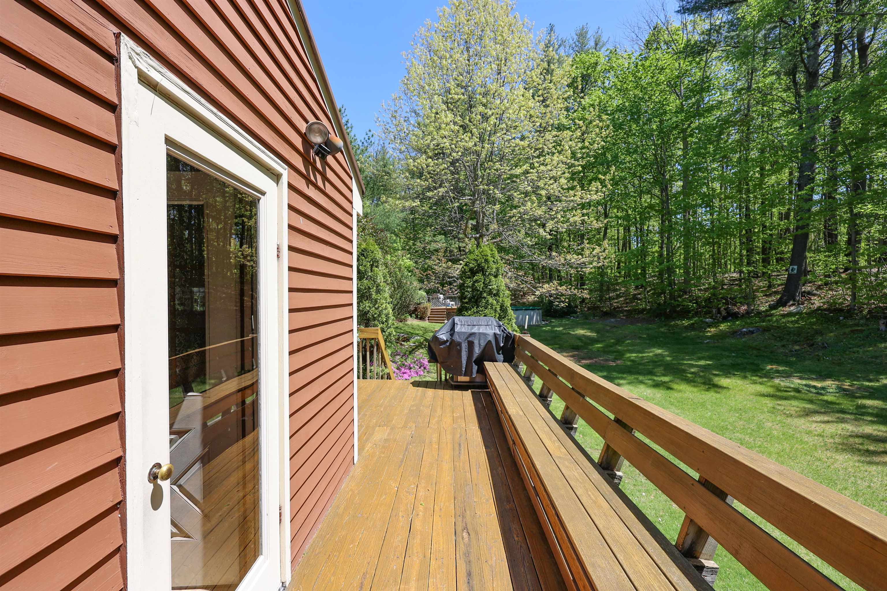 643 4th Range Road Pembroke, NH 03275 - Photo 9 of 40 Gallery Image 9