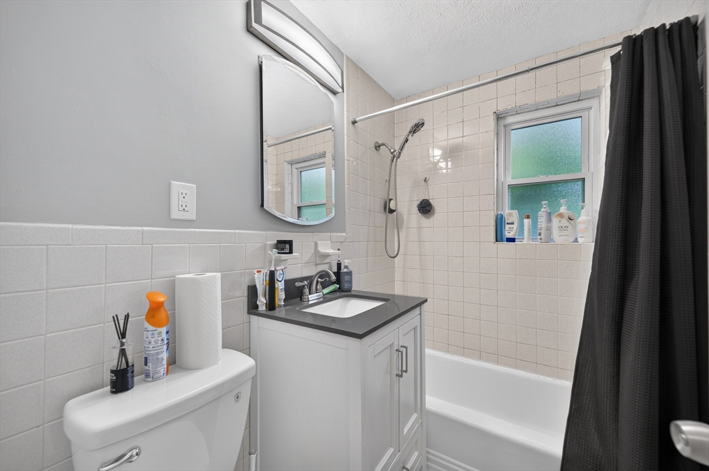 30 Jacqueline Road, Unit D Waltham, MA 02452 - Photo 10 of 14 Gallery Image 10