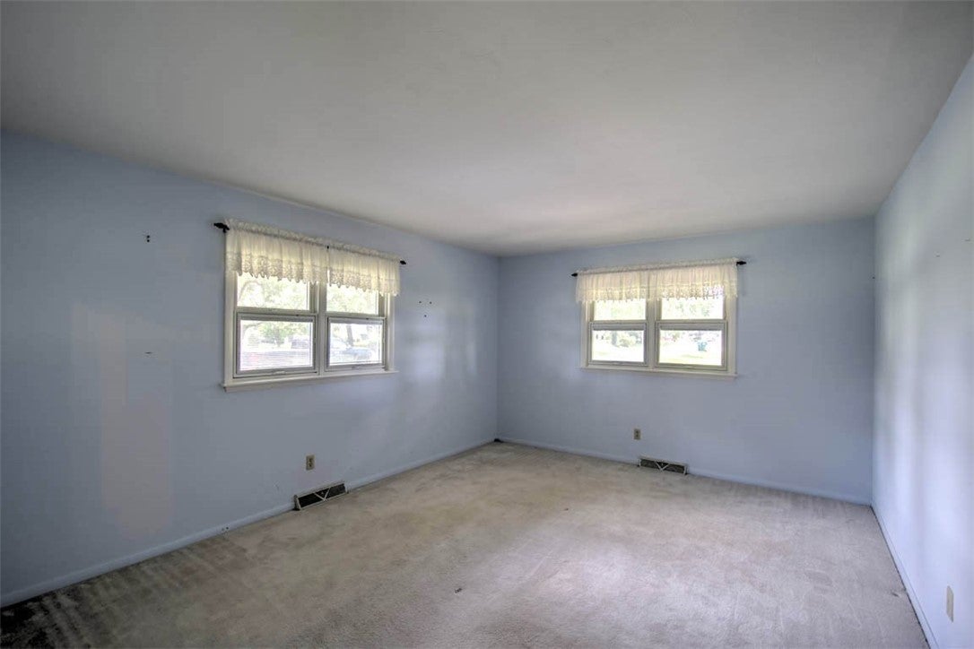 4394 Huston Hills Road Decatur, IL 62526 - Photo 19 of 25 Gallery Image 19
