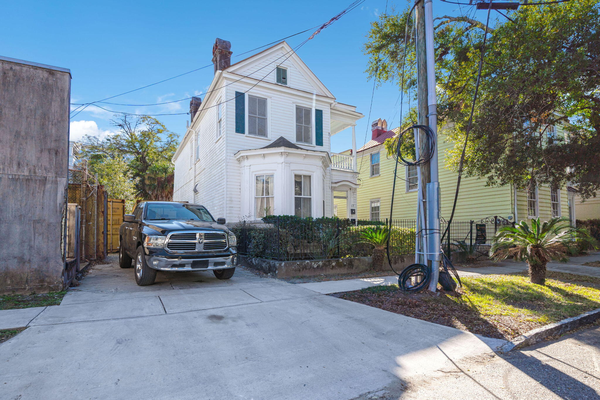 17 Charlotte Street Charleston, SC 29403 - Photo 11 of 34 4