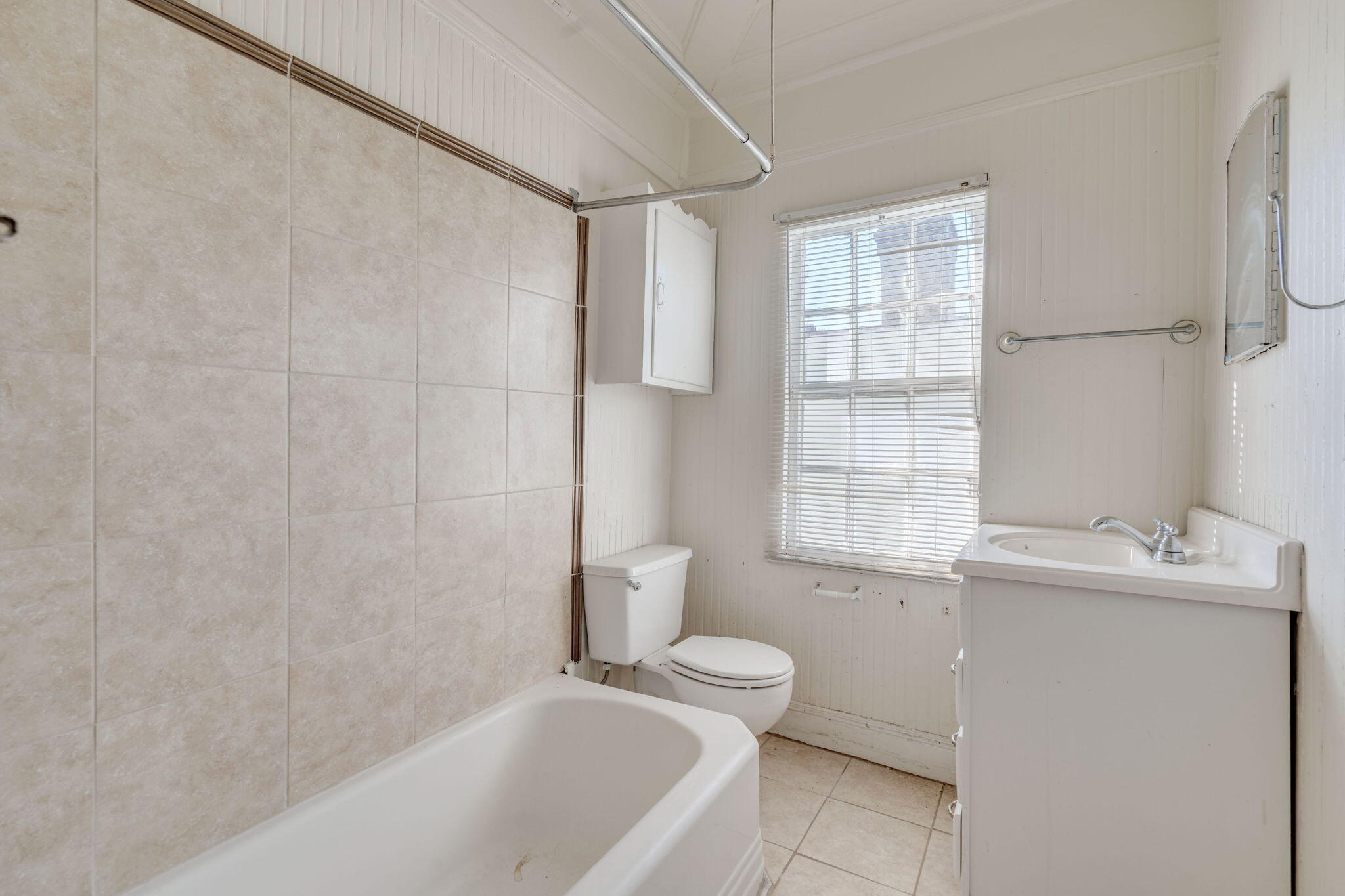 17 Charlotte Street Charleston, SC 29403 - Photo 20 of 34 25