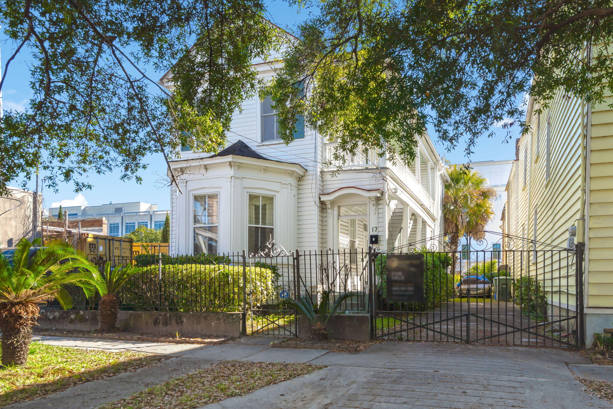 17 Charlotte Street Charleston, SC 29403 - Photo 5 of 34 5