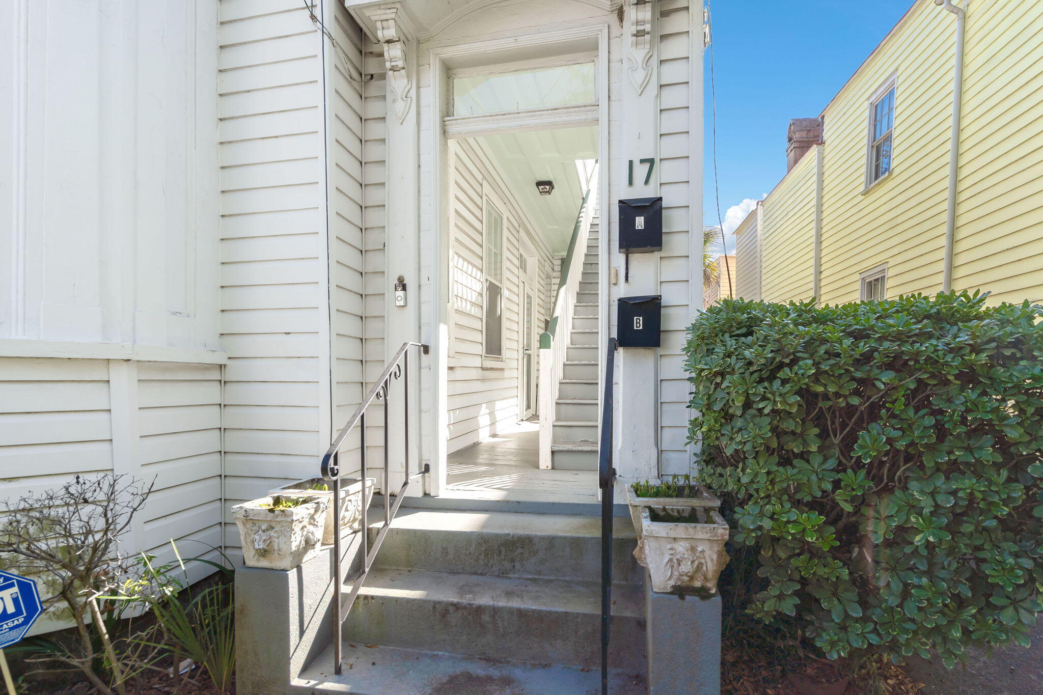 17 Charlotte Street Charleston, SC 29403 - Photo 6 of 34 6