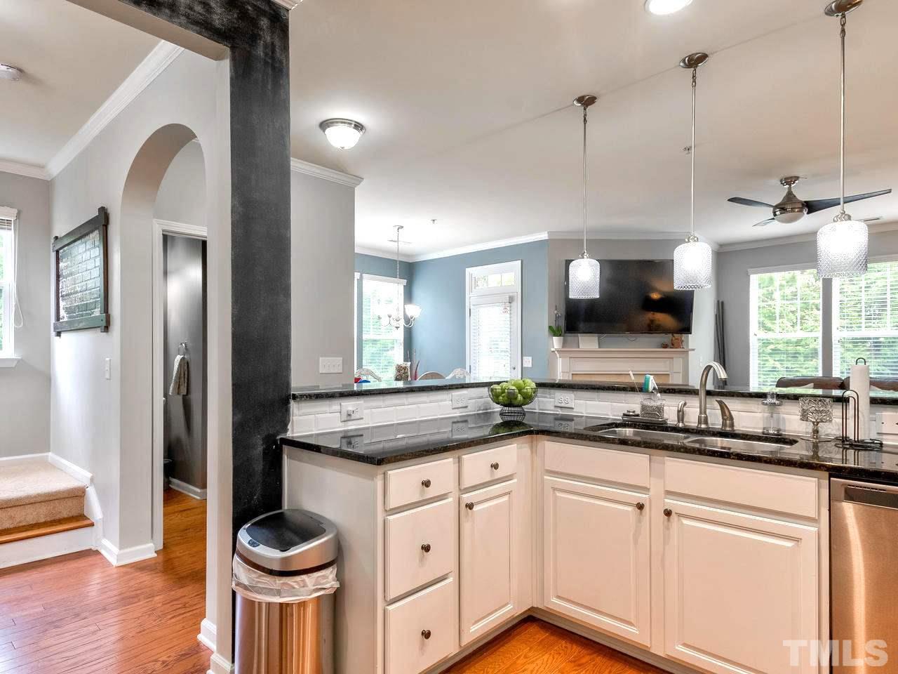 4603 Springerly Lane Raleigh, NC 27612 - Photo 6 of 30 Gallery Image 6