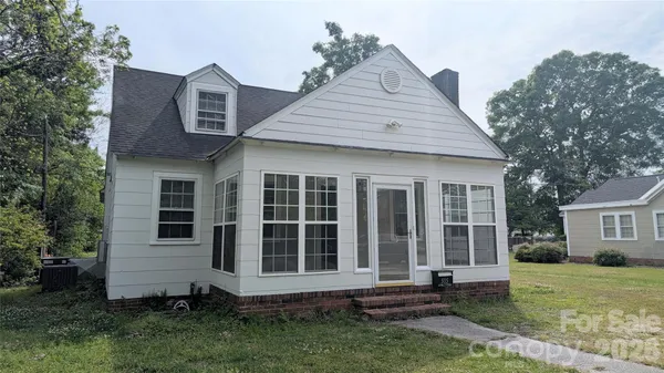$199,000 | 505 Williams Street, Lake City, SC 29560