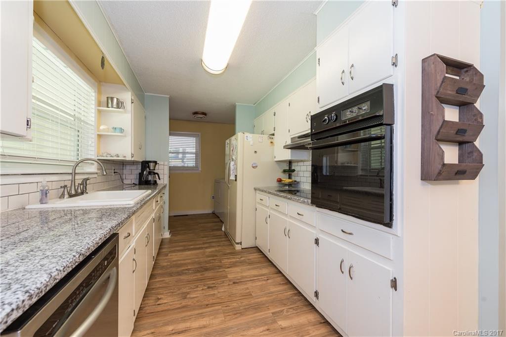 514 Plantation Road Lancaster, SC 29720 - Photo 11 of 24 Gallery Image 11