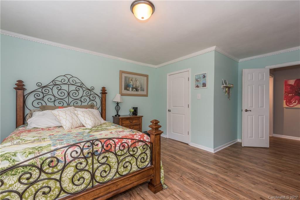 514 Plantation Road Lancaster, SC 29720 - Photo 13 of 24 Gallery Image 13
