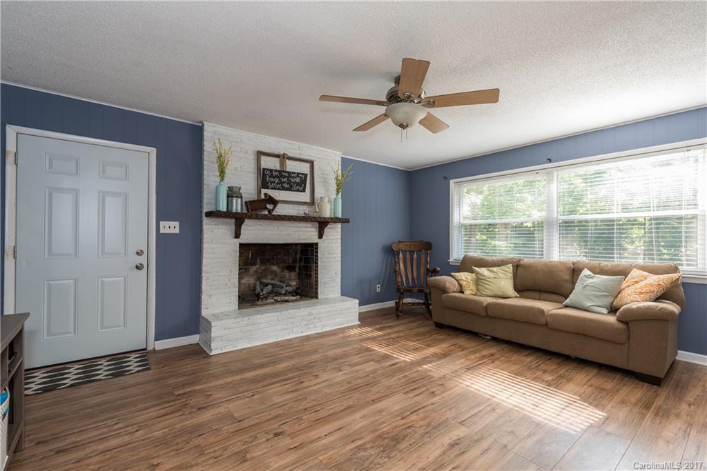 514 Plantation Road Lancaster, SC 29720 - Photo 7 of 24 Gallery Image 7