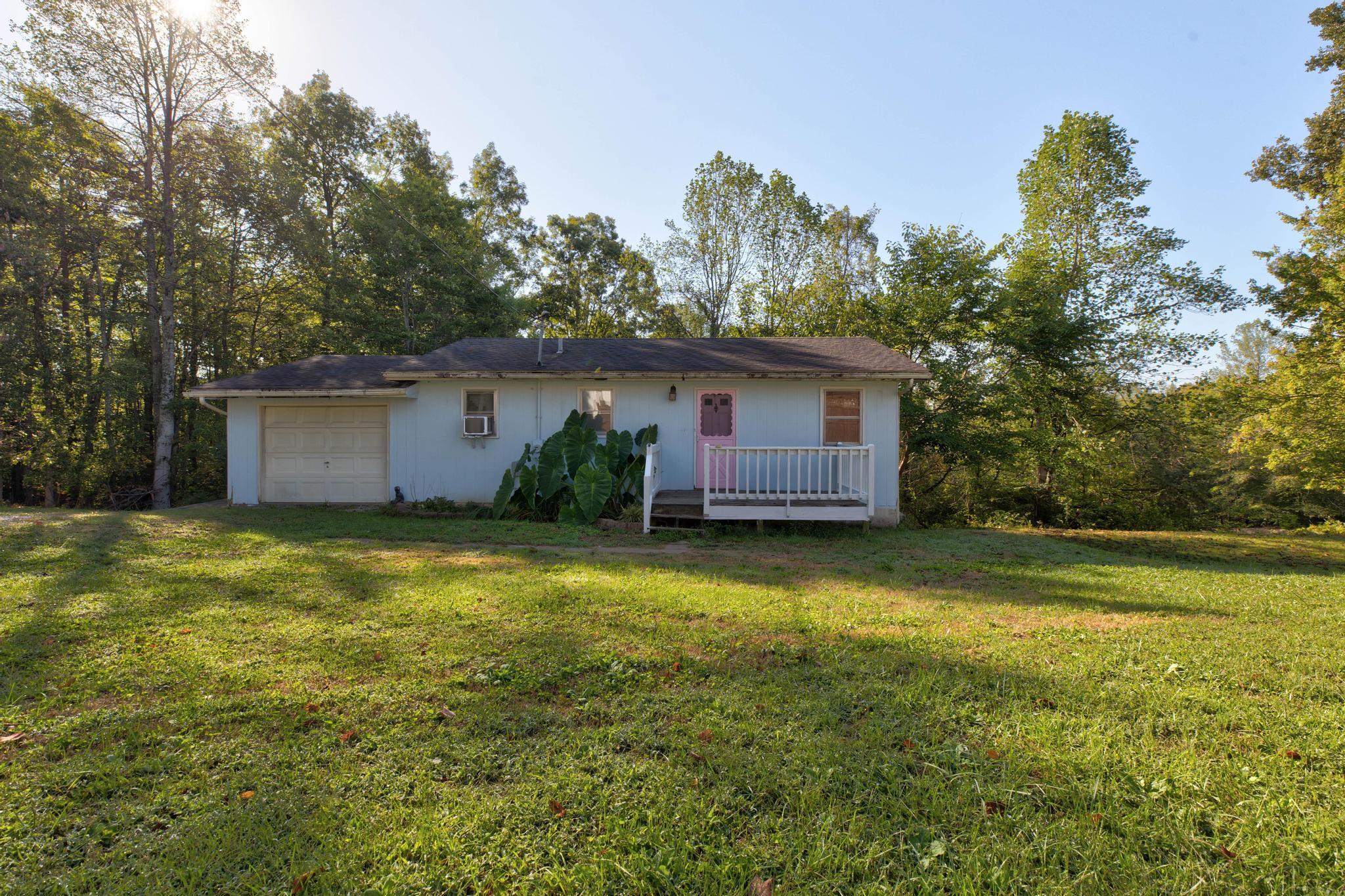 419 Corner Ridge Road Frenchburg, KY 40322 - Photo 4 of 38 PWM21031_2_3