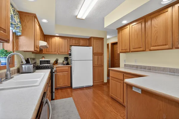 $299,900 | 11085 Somerset Road, Cement City, MI 49233