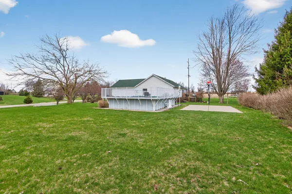 $299,900 | 11085 Somerset Road, Cement City, MI 49233
