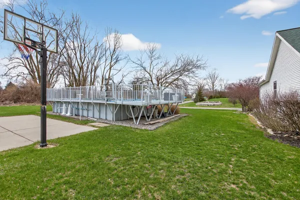$299,900 | 11085 Somerset Road, Cement City, MI 49233