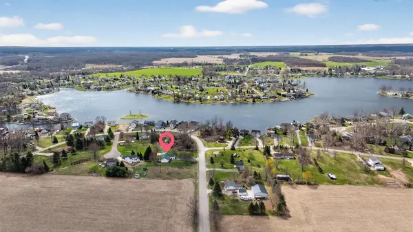 $299,900 | 11085 Somerset Road, Cement City, MI 49233