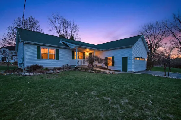 $299,900 | 11085 Somerset Road, Cement City, MI 49233