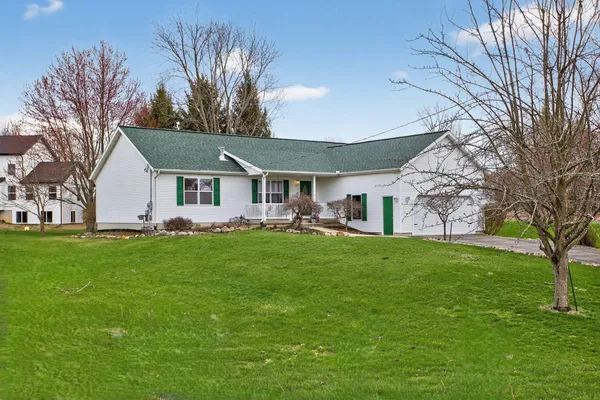 $299,900 | 11085 Somerset Road, Cement City, MI 49233