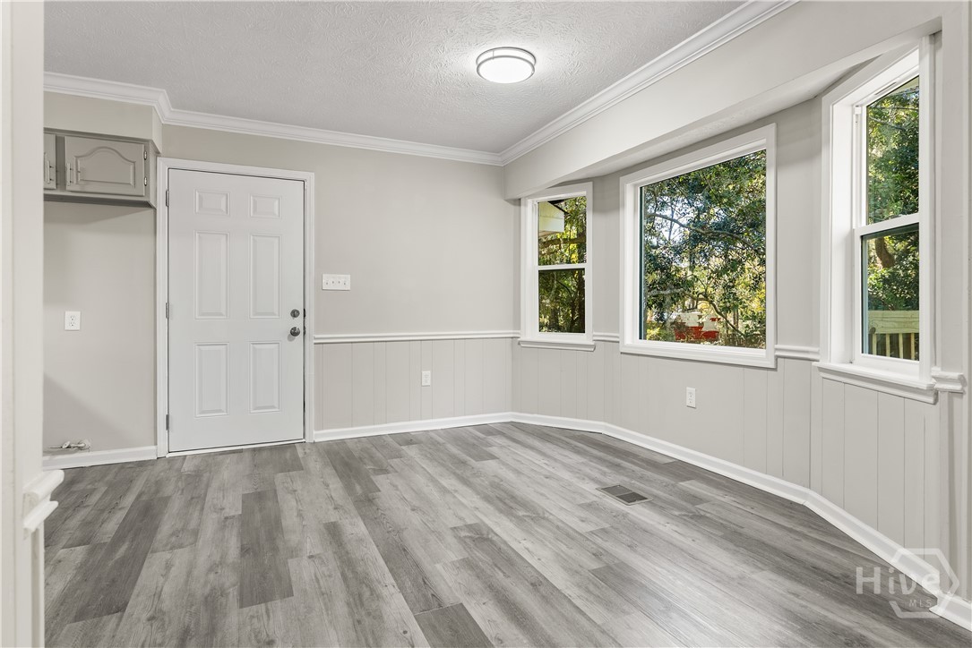 347 Riverbend Road Richmond Hill, GA 31324 - Photo 7 of 31