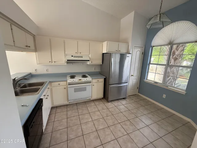 $2,200 | 212 Argonaut Street, Panama City Beach, FL 32413